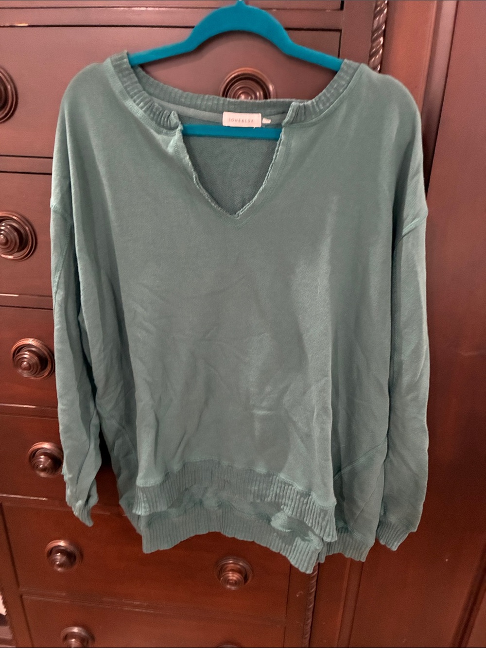 Relaxed V-Neck Pullover Sweater in Teal Green